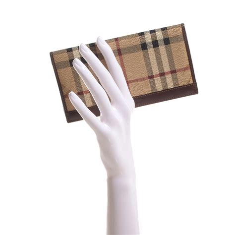 Burberry checkbook cover